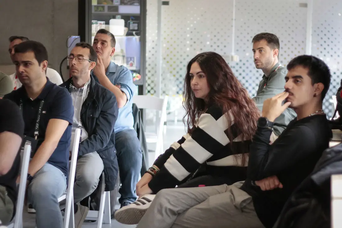 _MG_2702-ezgif.com-resize